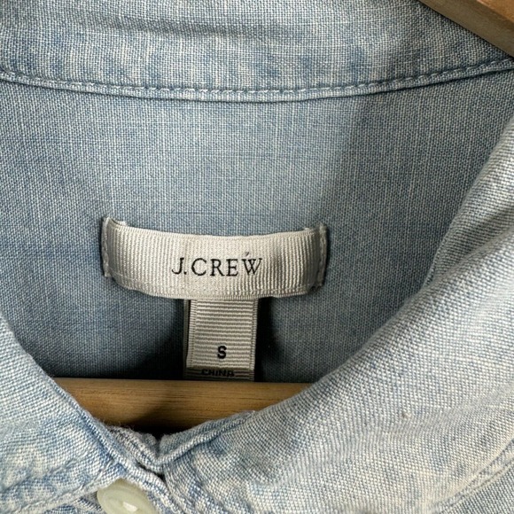 J Crew Shirt Blue Denim Light Wash Button-Up Size Small Shirt 100% Cotton - Picture 3 of 5